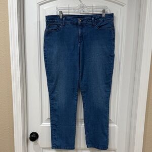 EUC NYDJ Women's Classic Blue Boyfriend Jeans